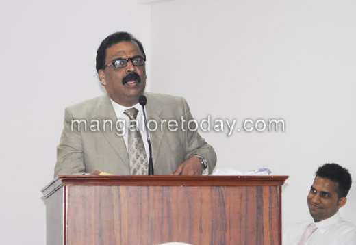 Orientation day held at a.b. shetty memorial institute of dental sciences 2